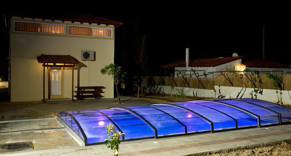 Villa Nefeli คิโอตาริ ห้อง รูปภาพ
