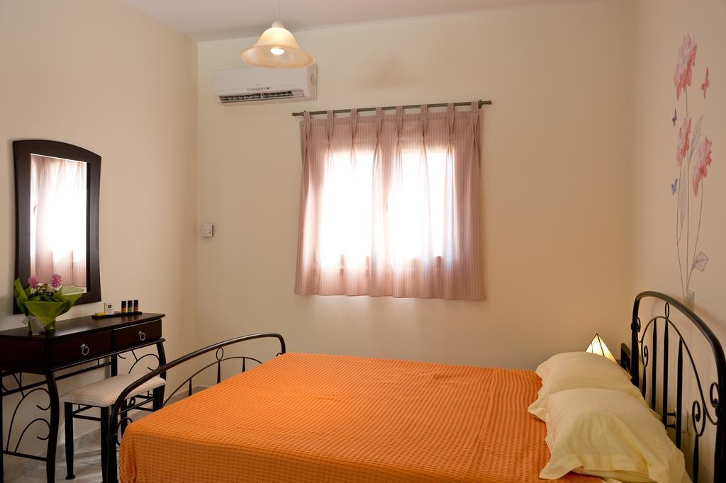 Villa Nefeli คิโอตาริ ห้อง รูปภาพ