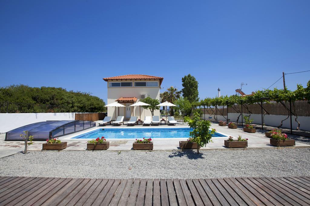 Villa Nefeli คิโอตาริ ภายนอก รูปภาพ