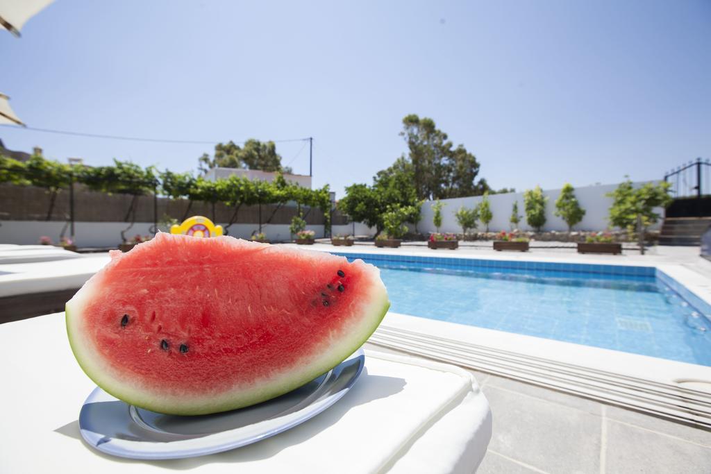 Villa Nefeli คิโอตาริ ภายนอก รูปภาพ