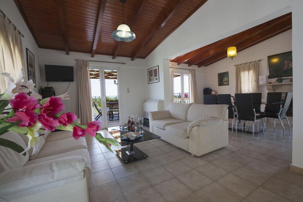 Villa Nefeli คิโอตาริ ภายนอก รูปภาพ